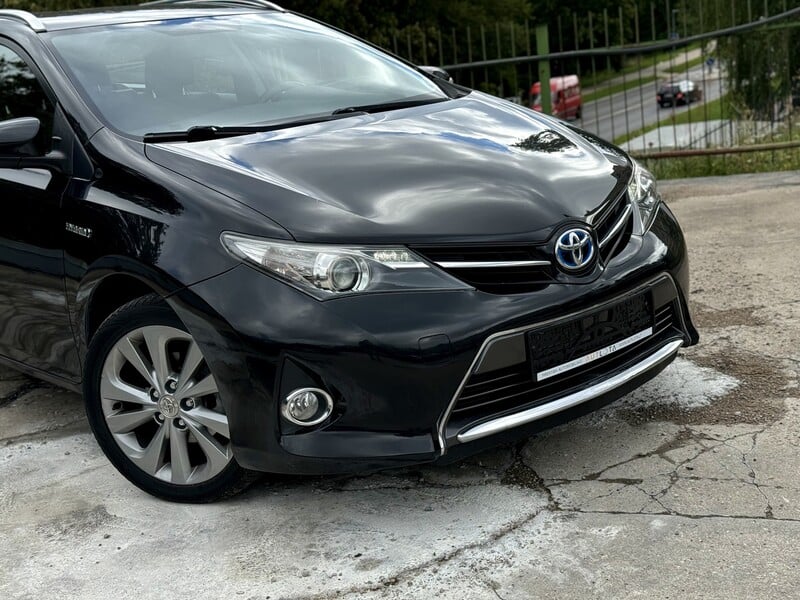 Photo 10 - Toyota Auris Hybrid Prestige 2013 y