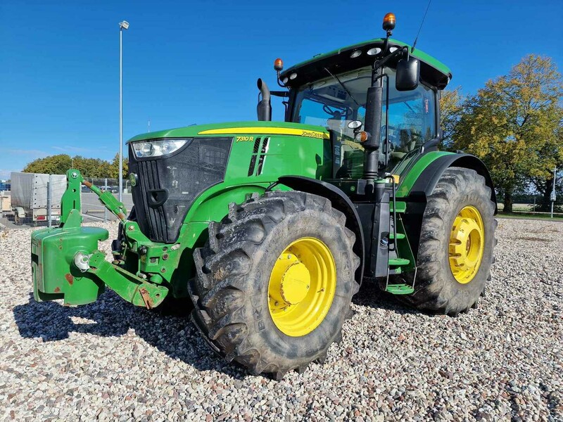 John Deere 2015 y Tractor