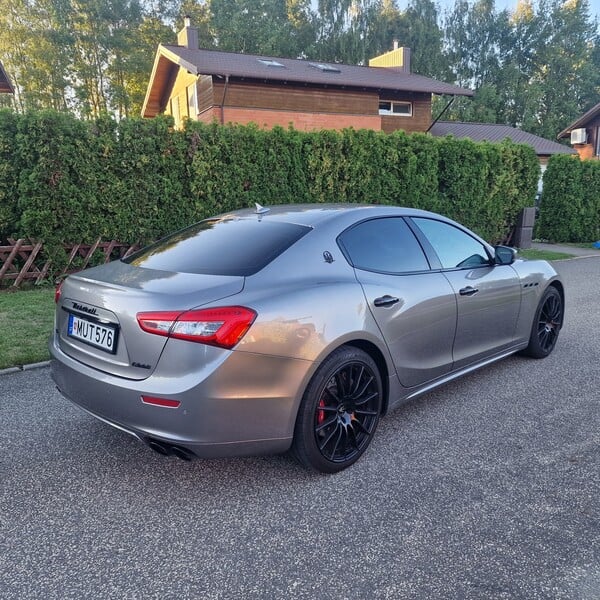 Photo 4 - Maserati Ghibli 2017 y Sedan