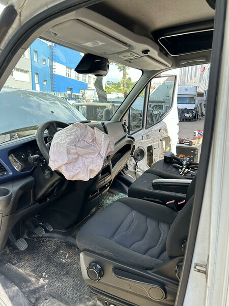 Photo 7 - Iveco Daily 2017 y parts