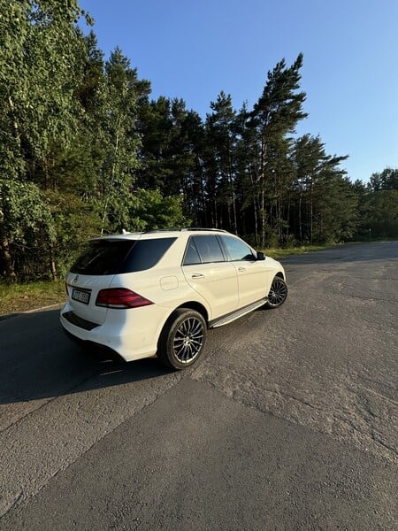 Photo 3 - Mercedes-Benz GLE 350 2017 y Off-road / Crossover