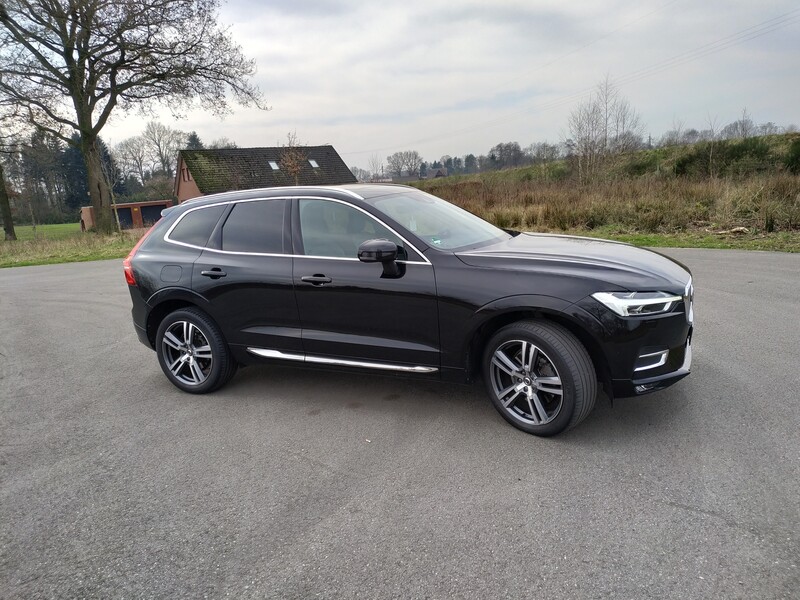 Photo 6 - Volvo XC60 2019 y Off-road / Crossover