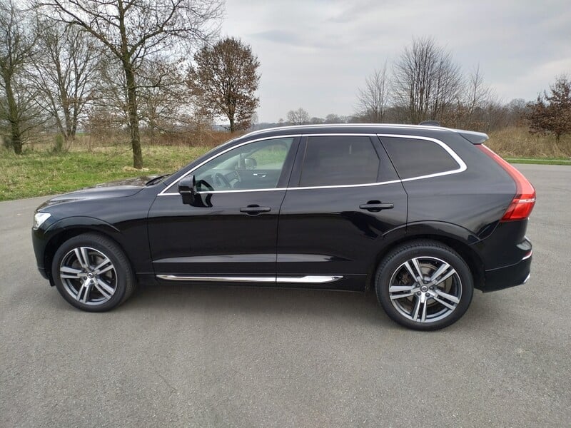 Photo 8 - Volvo XC60 2019 y Off-road / Crossover