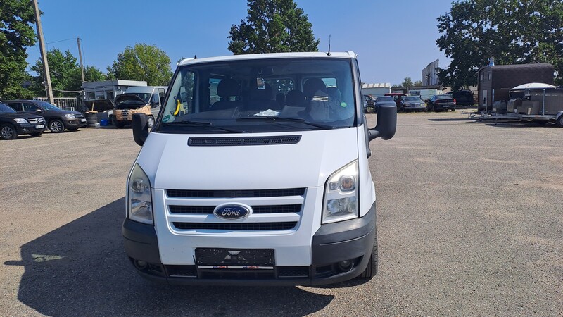 Ford Transit 2011 y Minibus