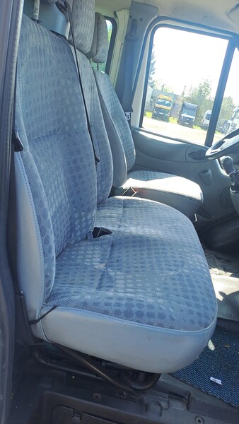 Photo 24 - Ford Transit 2011 y Minibus