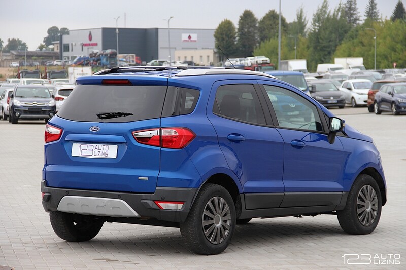 Photo 5 - Ford EcoSport 2015 y Off-road / Crossover