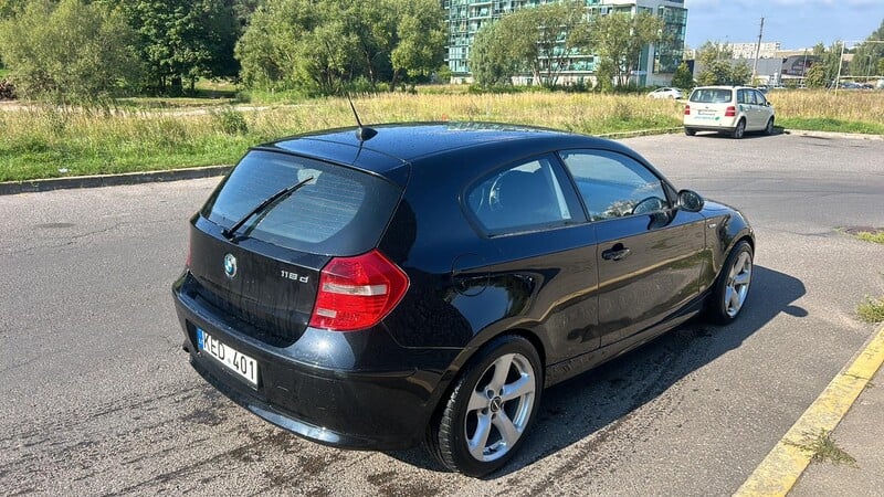 Photo 2 - Bmw 118 E87 2009 y