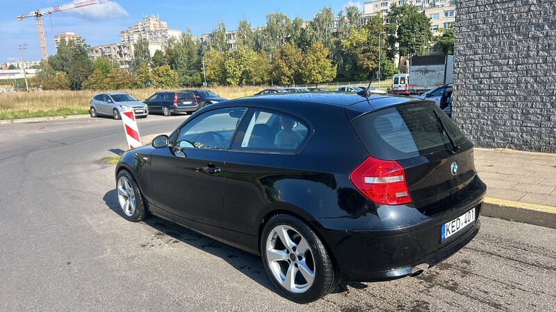 Photo 4 - Bmw 118 E87 2009 y