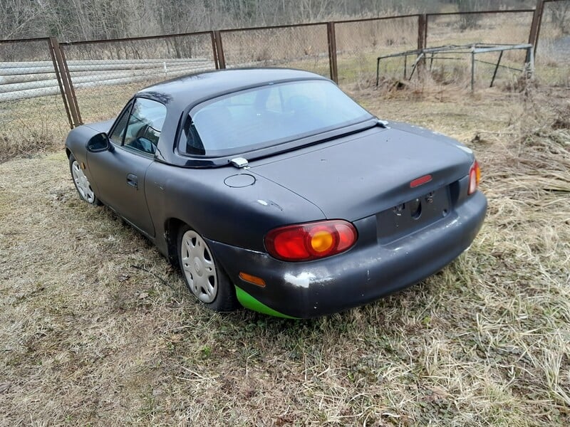 Nuotrauka 8 - Mazda MX-5 i 16V 1998 m