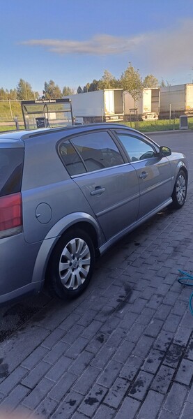 Opel Signum 2006 m Universalas