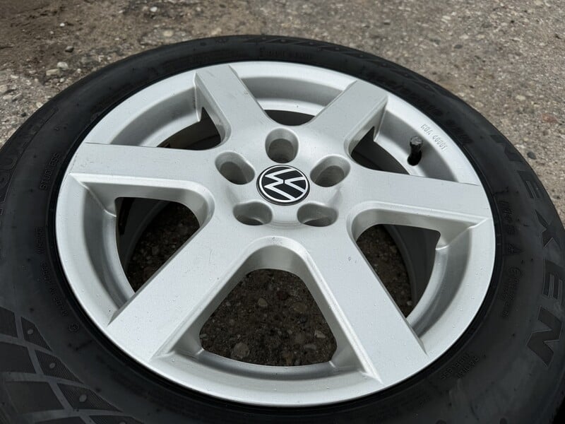 Photo 5 - Volkswagen Siunciam, 7J ET38 light alloy R16 rims