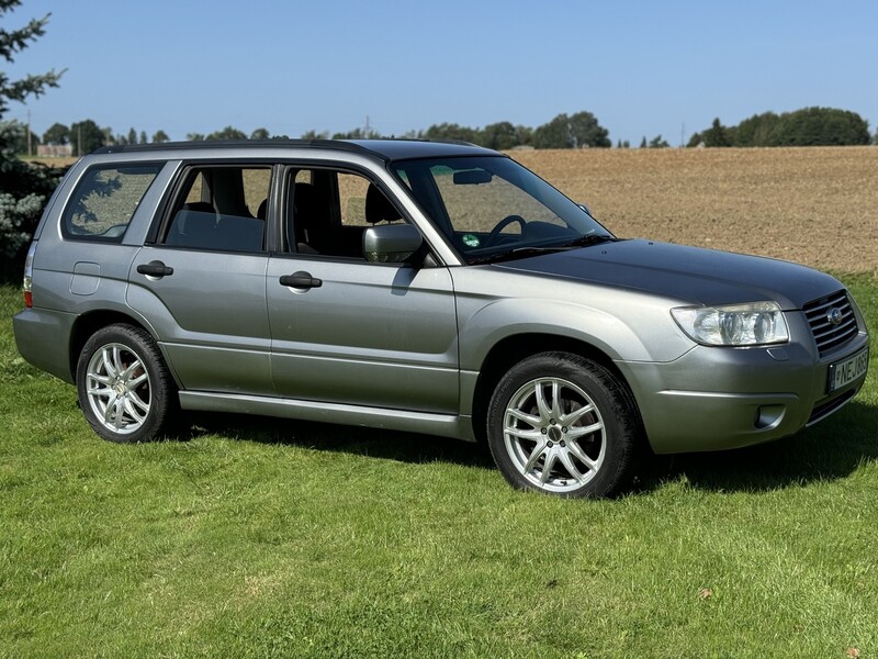 Subaru Forester II 2006 y