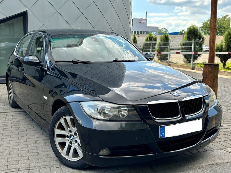 Bmw 320 E90 i 2005 y