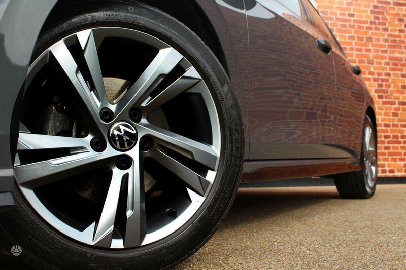 Photo 9 - Volkswagen Valencia EU-A5891 Style GM light alloy R19 rims