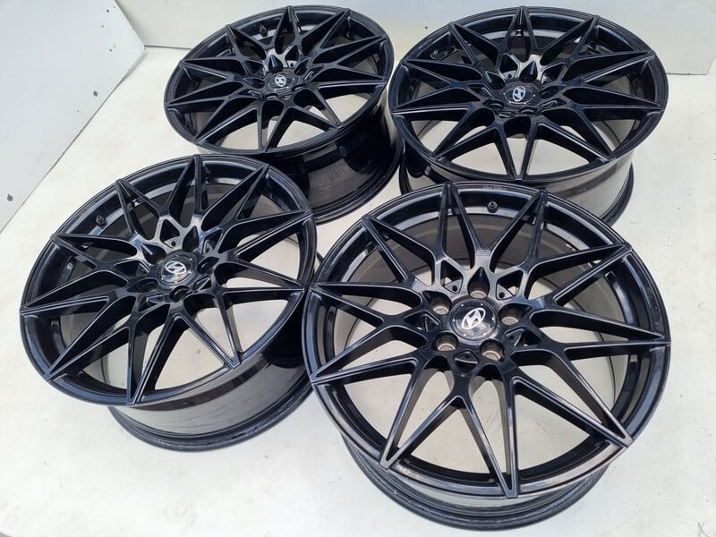 Photo 2 - Hyundai R19 light alloy R19 rims