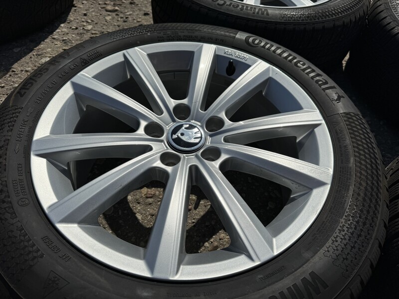 Photo 2 - Skoda Siunciam, 7J ET38 steel stamped R17 rims