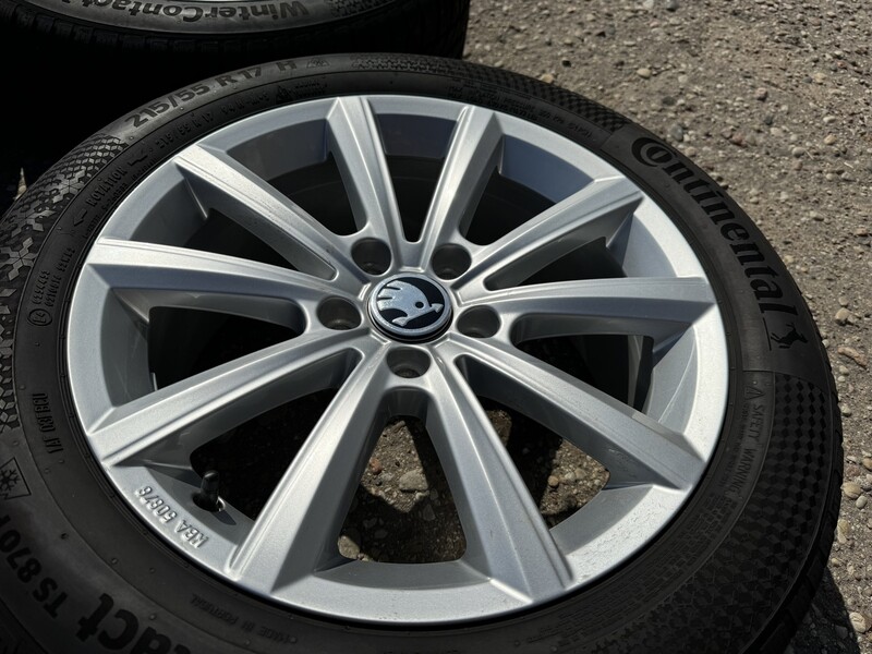 Photo 3 - Skoda Siunciam, 7J ET38 steel stamped R17 rims