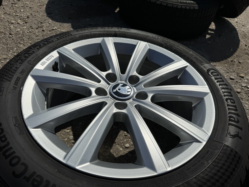 Photo 5 - Skoda Siunciam, 7J ET38 steel stamped R17 rims