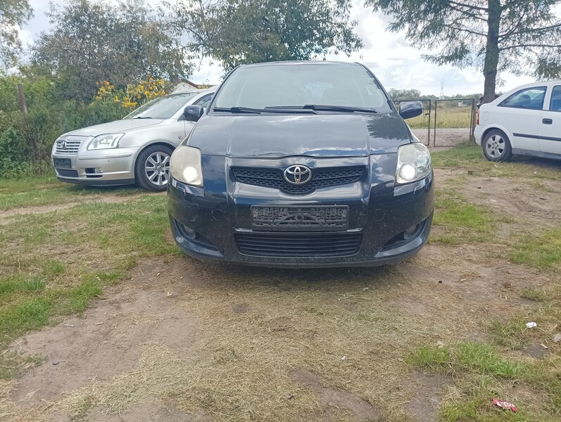 Toyota Auris 2008 m dalys