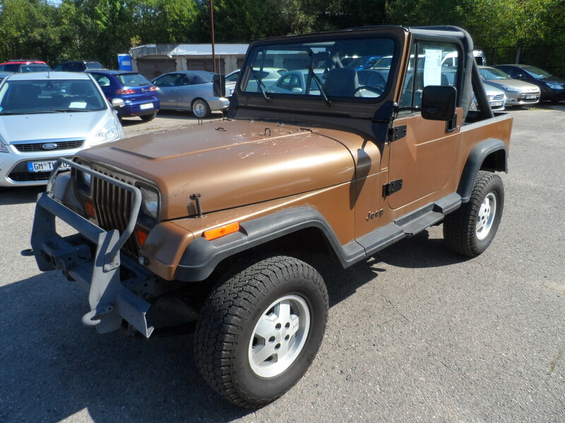 Photo 4 - Jeep Wrangler 1987 y Off-road / Crossover