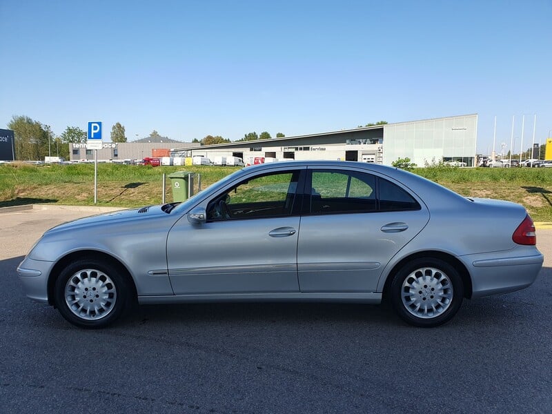 Фотография 5 - Mercedes-Benz E 220 2003 г Седан