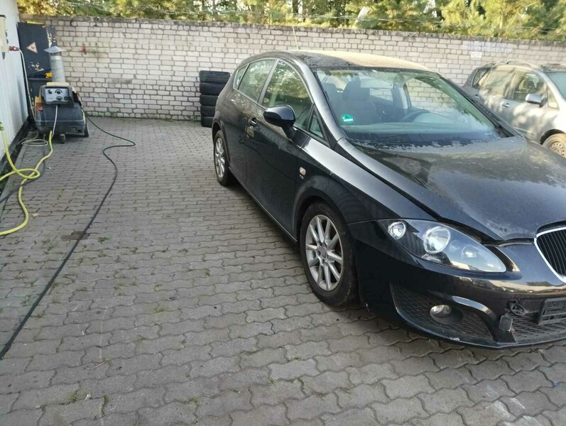 Фотография 3 - Seat Leon II 2009 г запчясти