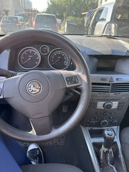 Nuotrauka 5 - Opel Astra 2006 m dalys