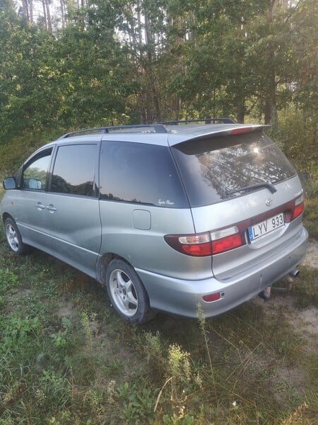 Photo 2 - Toyota Previa 2001 y Wagon