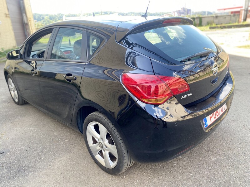 Photo 5 - Opel Astra CDTI EU5 2011 y