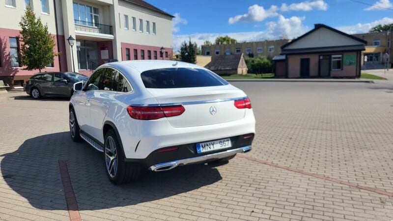 Photo 3 - Mercedes-Benz GLE Coupe 350 2017 y Off-road / Crossover