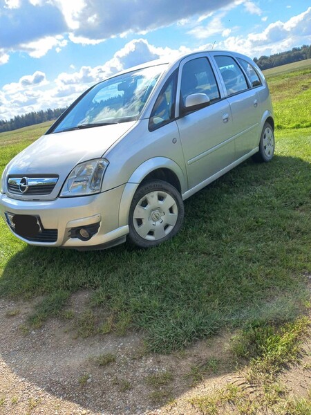 Opel Meriva 2007 y Hatchback