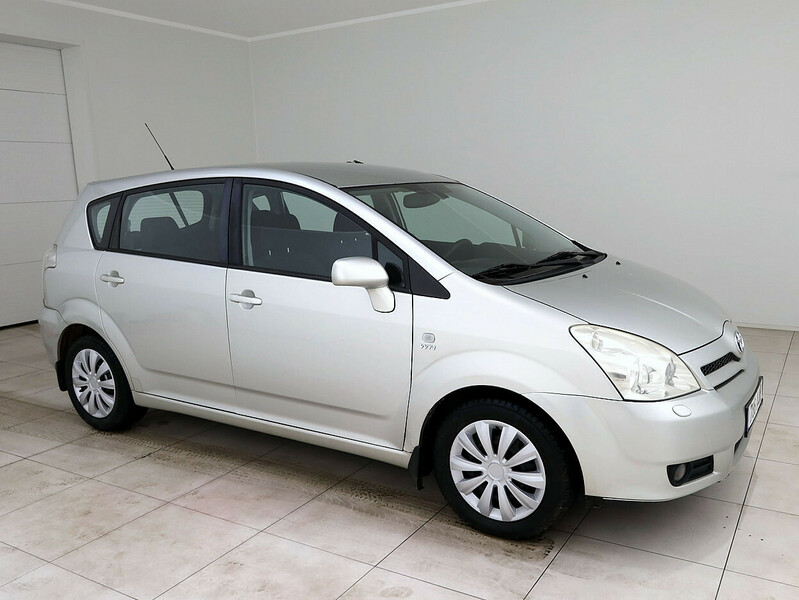 Toyota Corolla Verso 2005 y Van