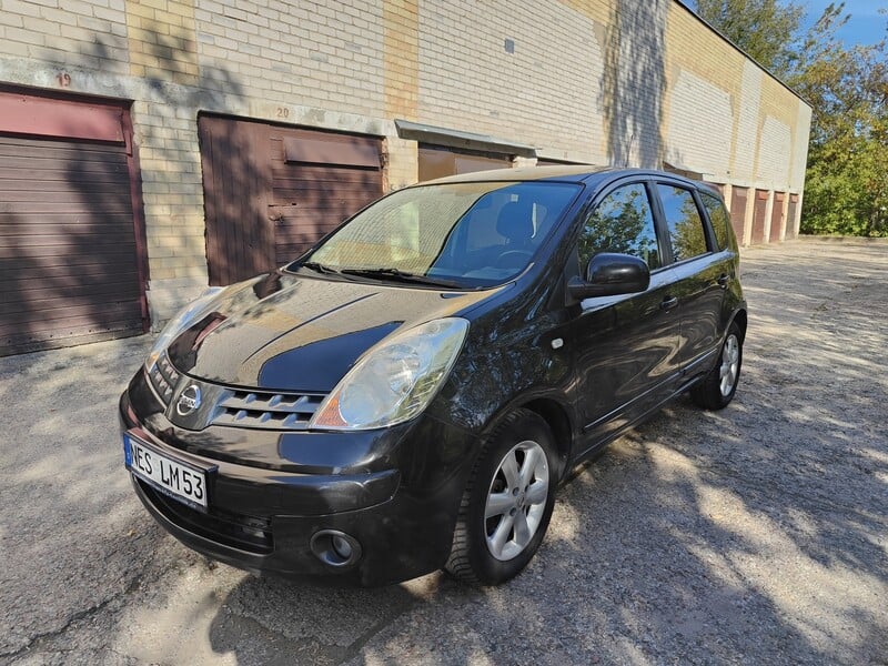 Photo 3 - Nissan Note 2009 y Hatchback