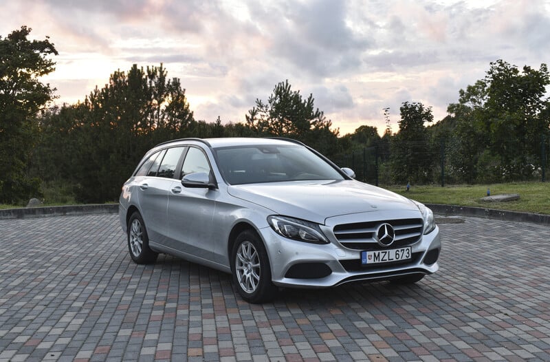 Mercedes-Benz C 220 2015 m Universalas