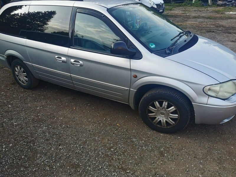 Photo 6 - Chrysler Voyager 2005 y parts