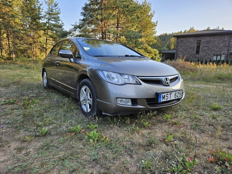 Фотография 17 - Honda Civic 2007 г Седан