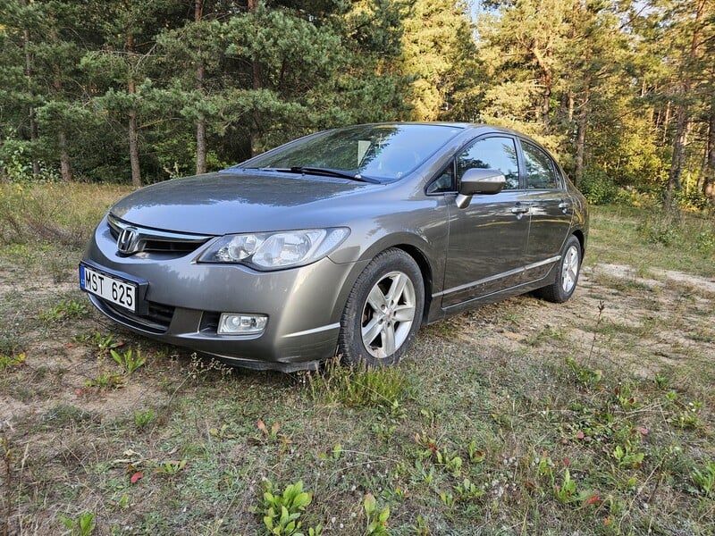 Фотография 18 - Honda Civic 2007 г Седан