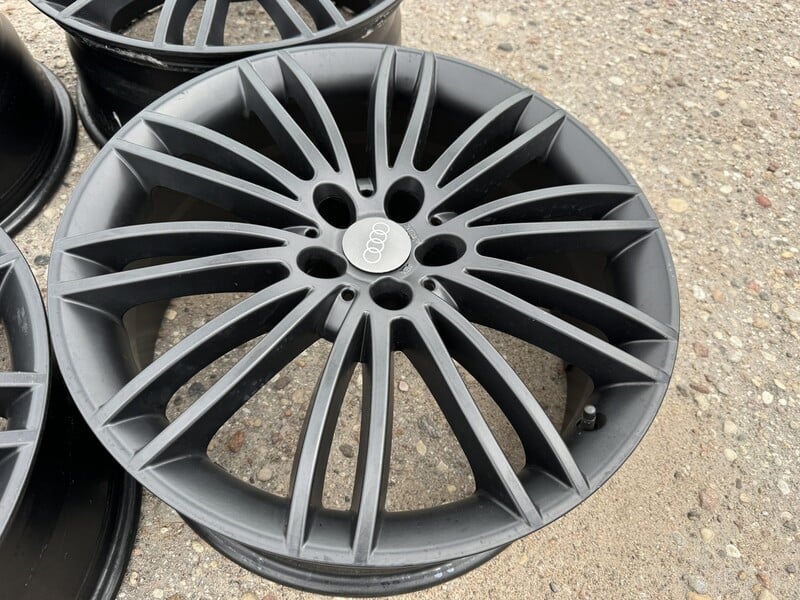 Photo 3 - Audi Siunciam, 8J ET35 light alloy R19 rims