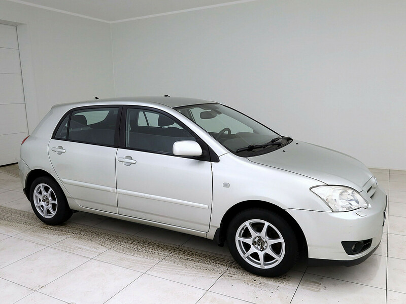 Toyota Corolla D-4D 2006 m