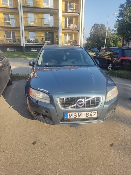 Photo 2 - Volvo V70 2011 y Wagon