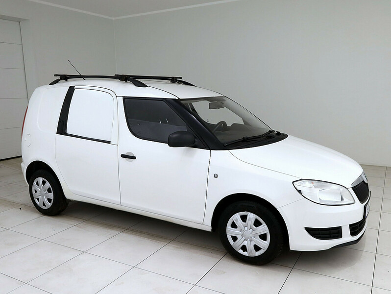 Skoda Praktik 2010 г Комби микроавтобус