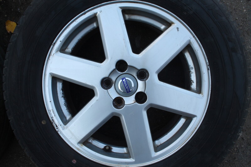 Photo 3 - XC90 light alloy R17 rims