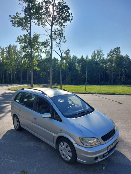 Opel Zafira A DTI Comfort 2004 m