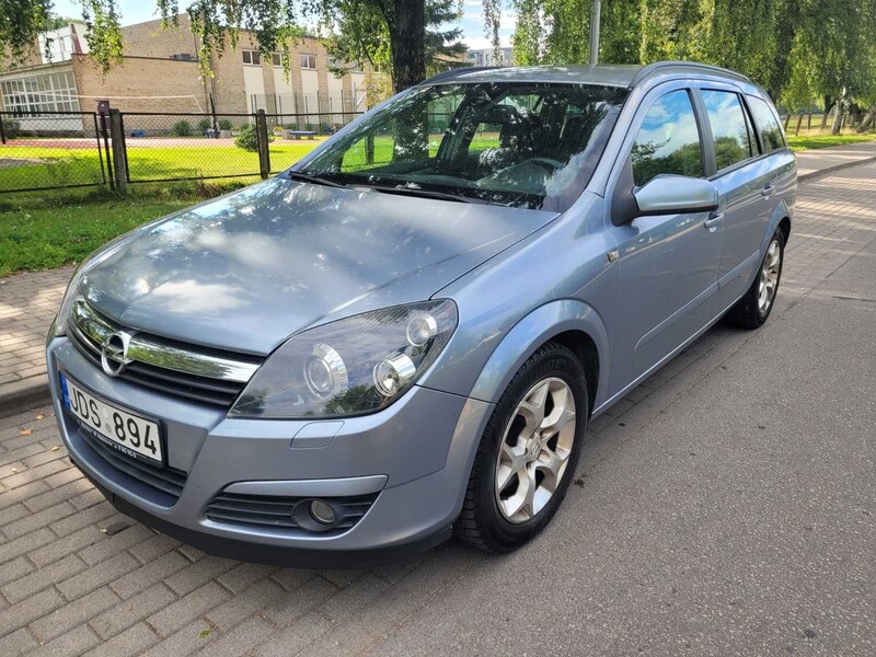 Opel Astra 2006 m Universalas