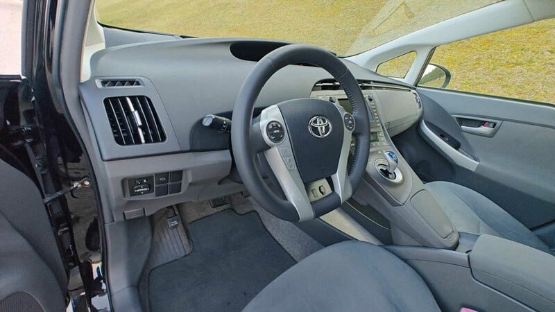 Nuotrauka 15 - Toyota Prius 2010 m Hečbekas