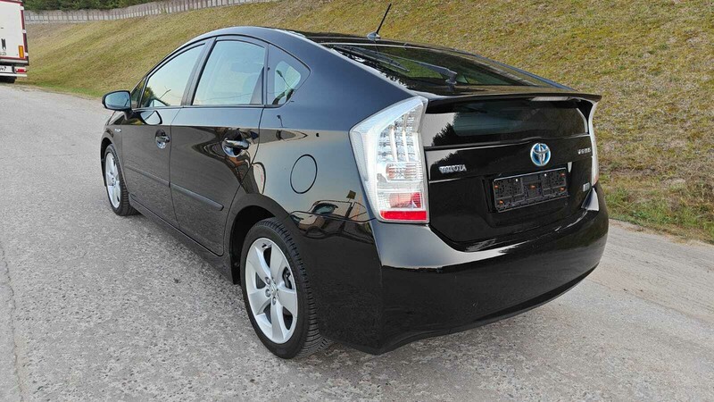 Nuotrauka 10 - Toyota Prius 2010 m Hečbekas