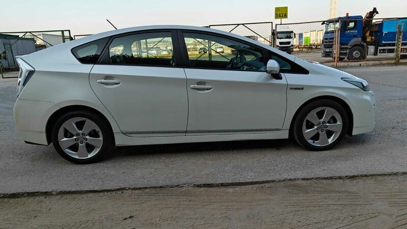 Nuotrauka 7 - Toyota Prius 2011 m Hečbekas