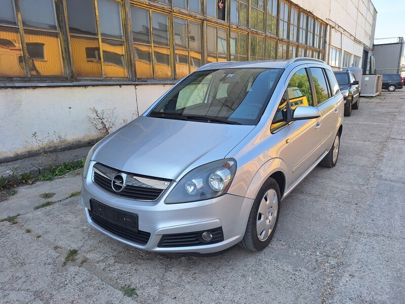 Opel Zafira 2006 y Van