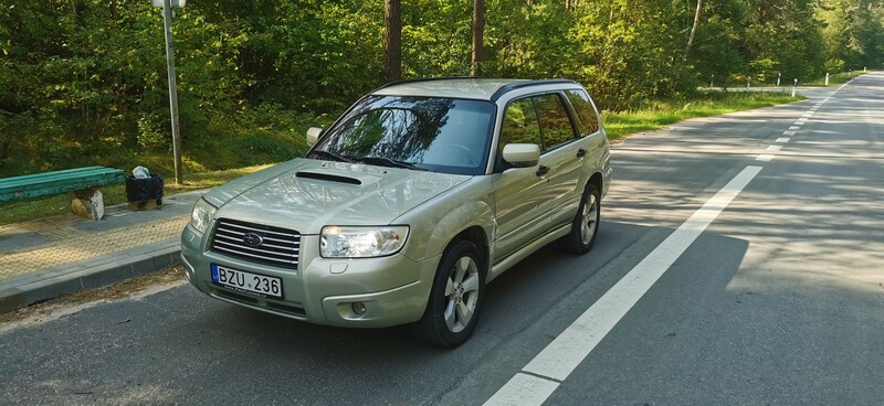 Subaru Forester 2006 m Universalas