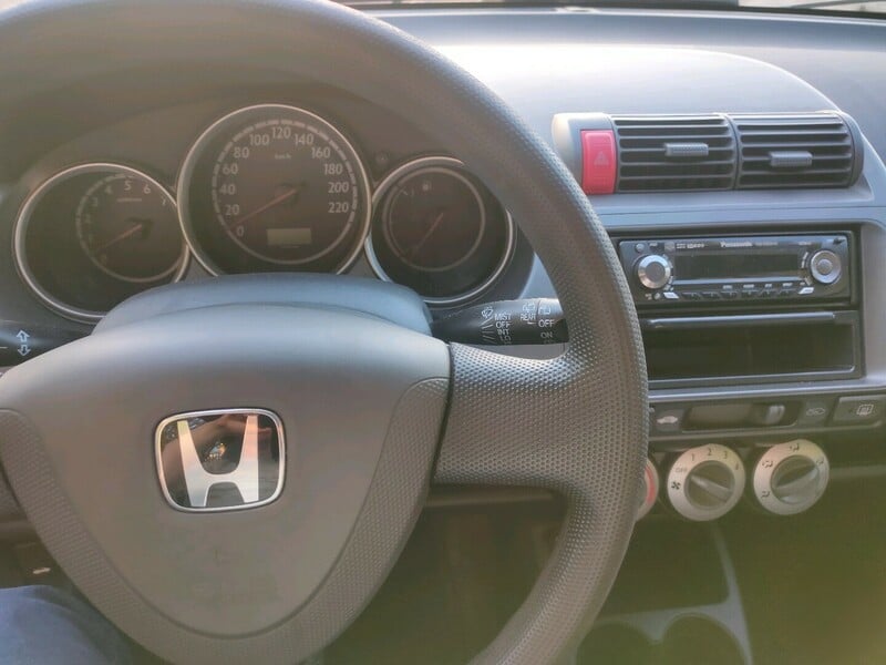 Photo 5 - Honda Jazz S 2006 y